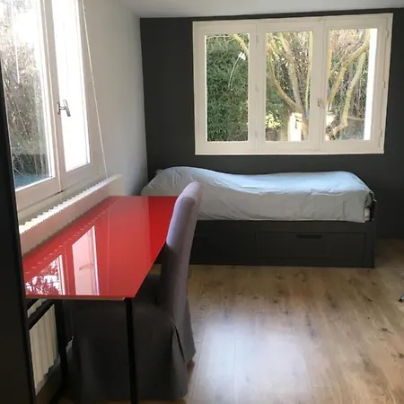 Les De L'horloge Apartment
